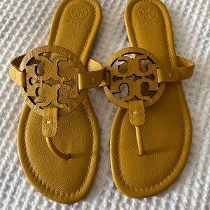 New Tory Burch Miller Sandals Size 9.5